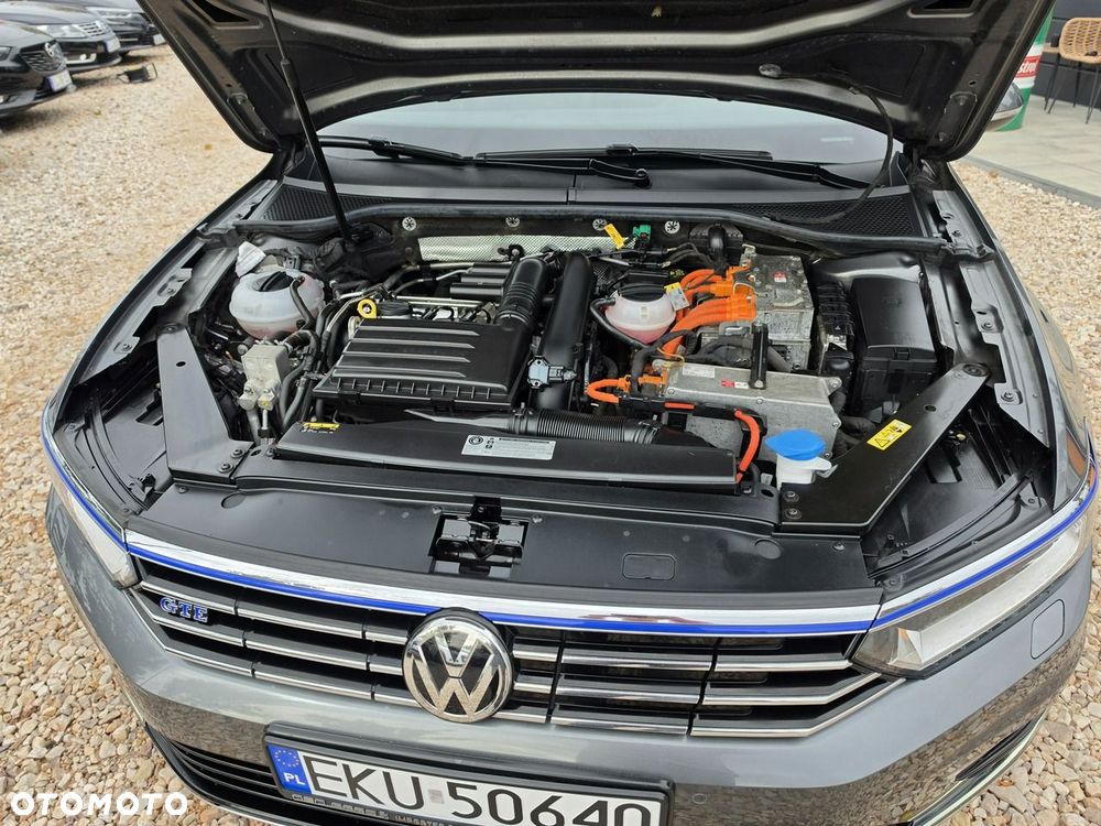 Volkswagen Passat - 41