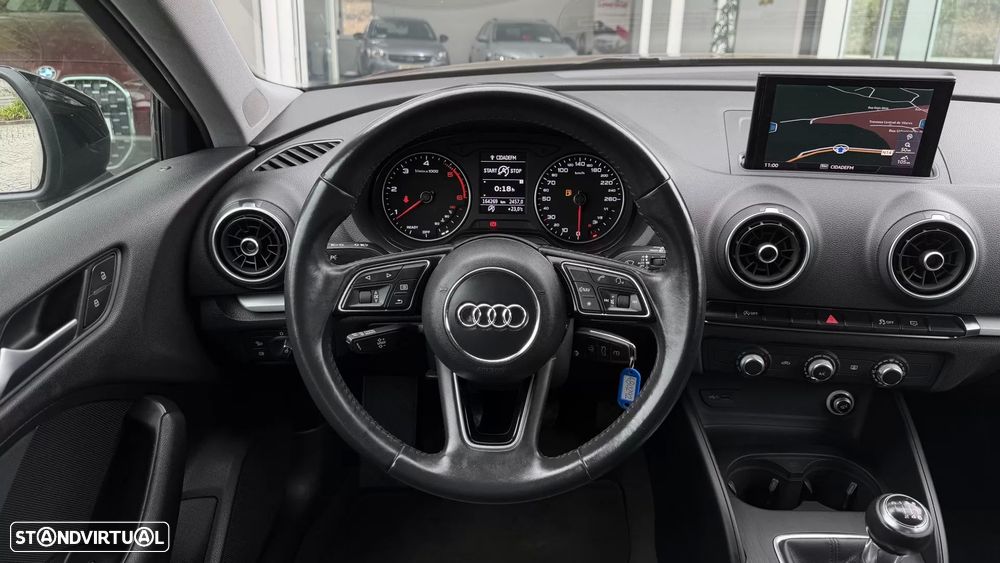 Audi A3 Sportback 2.0 TDI Design - 10
