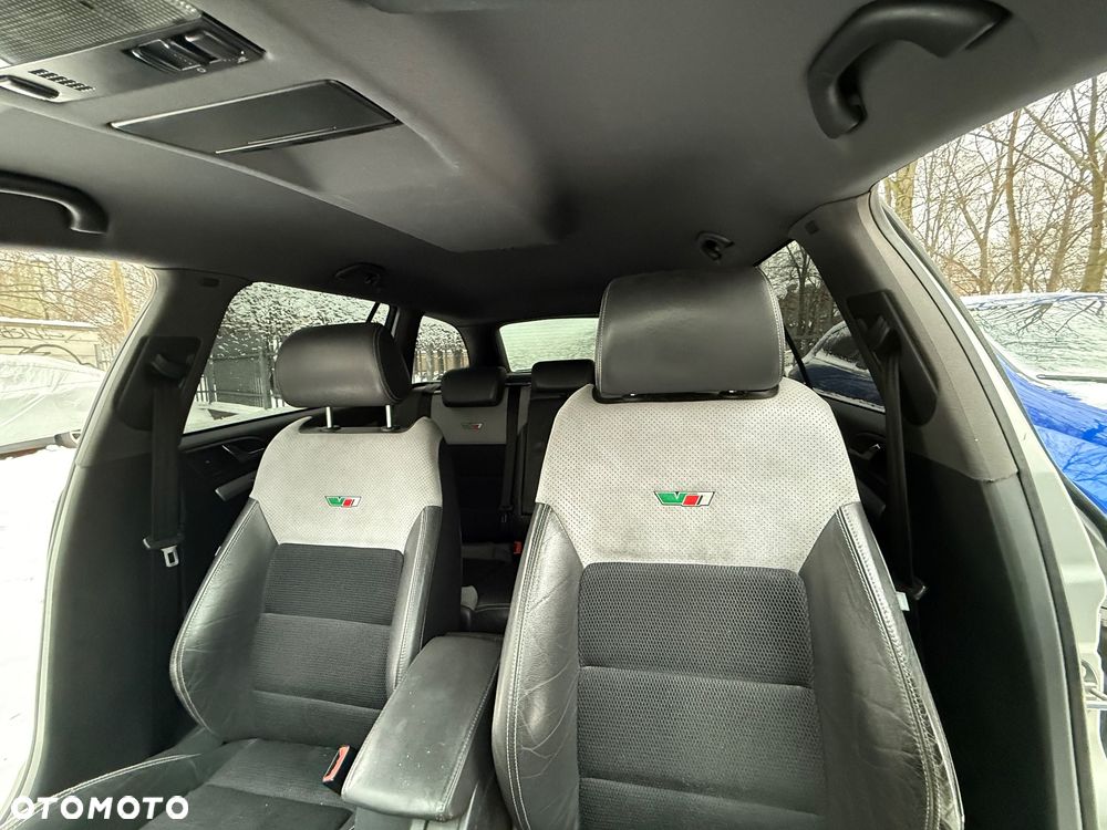 Skoda Octavia 2.0 TDI CR DPF RS - 17