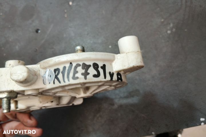 Motoras macara geam fata dreapta 6927028 0130822227 6927028 013082222 - 5