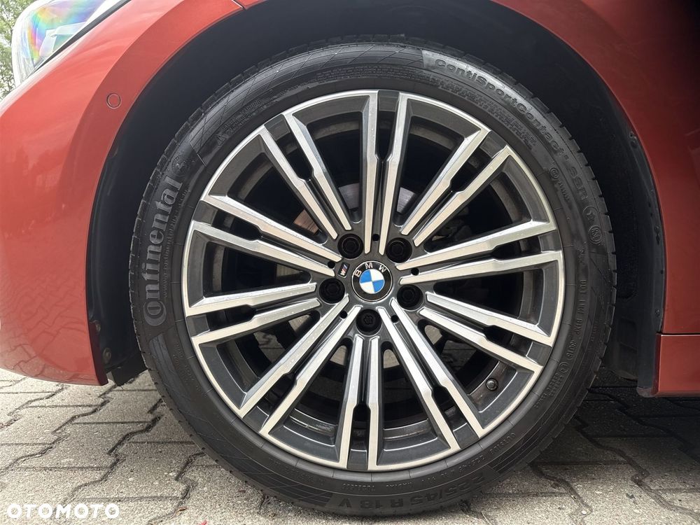 BMW Seria 3 318i - 6