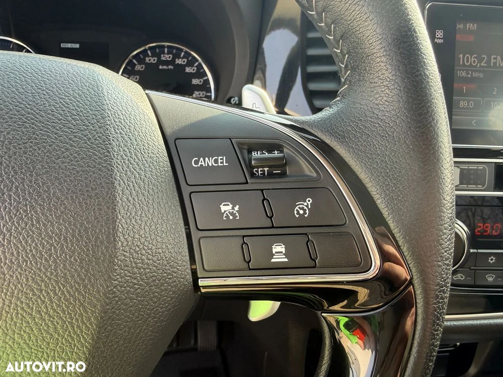 Mitsubishi Outlander 2.0L AS&G CVT Instyle - 20