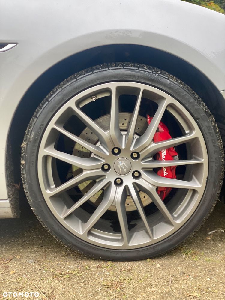 Maserati Ghibli S GranSport - 16