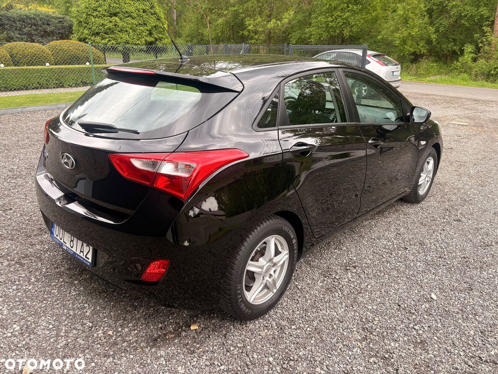 Hyundai i30 blue 1.4 Classic - 6