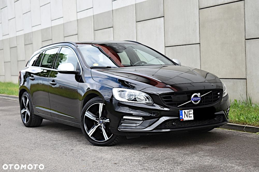 Volvo V60 D4 Geartronic R-Design - 3