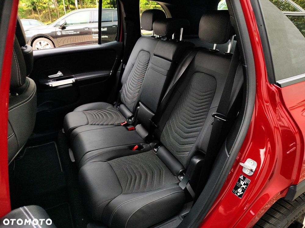 Mercedes-Benz GLB 200 Progressive 7G-DCT - 13