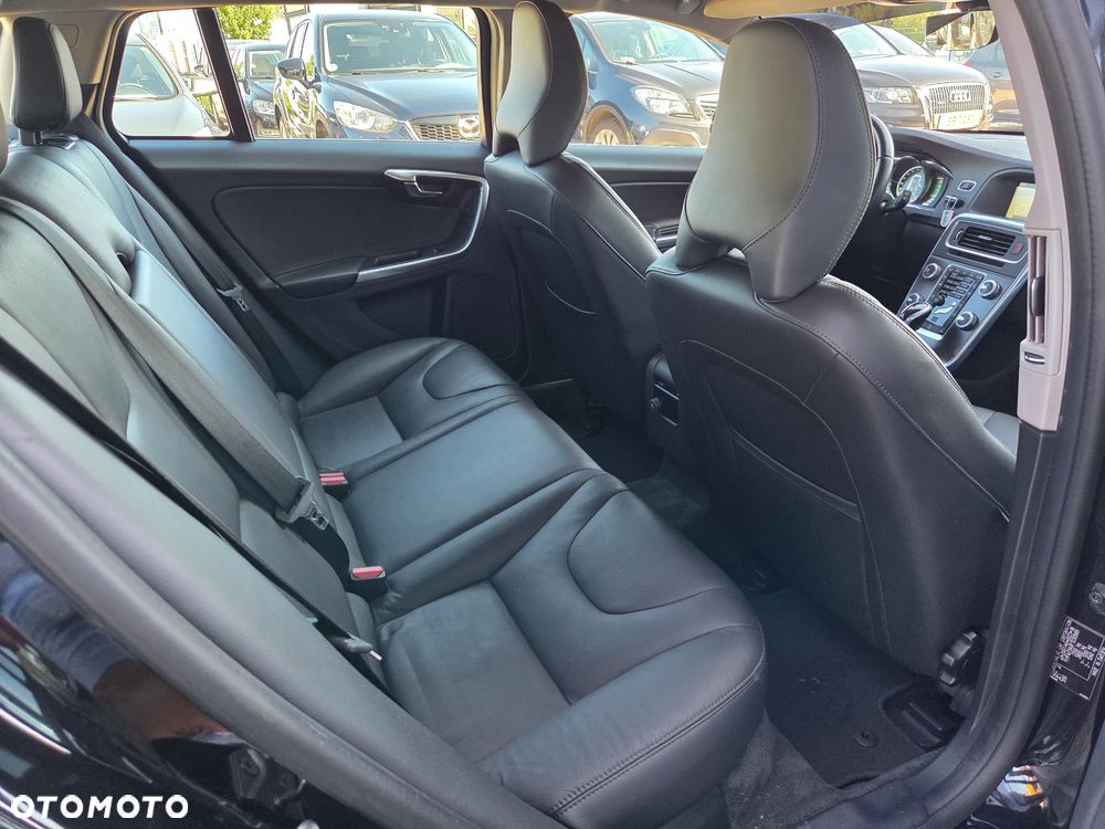 Volvo V60 D3 Geartronic Business Edition - 10