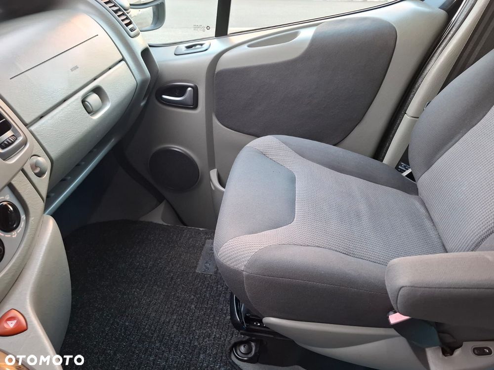 Opel Vivaro L1H1 Easytronic Tour Cosmo - 23