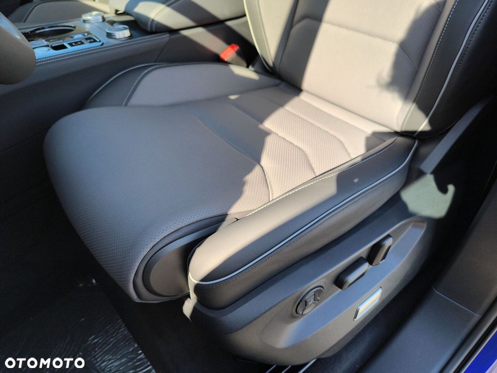 Volkswagen Touareg 3.0 V6 TDI 4Motion R-Line Final Edition - 12