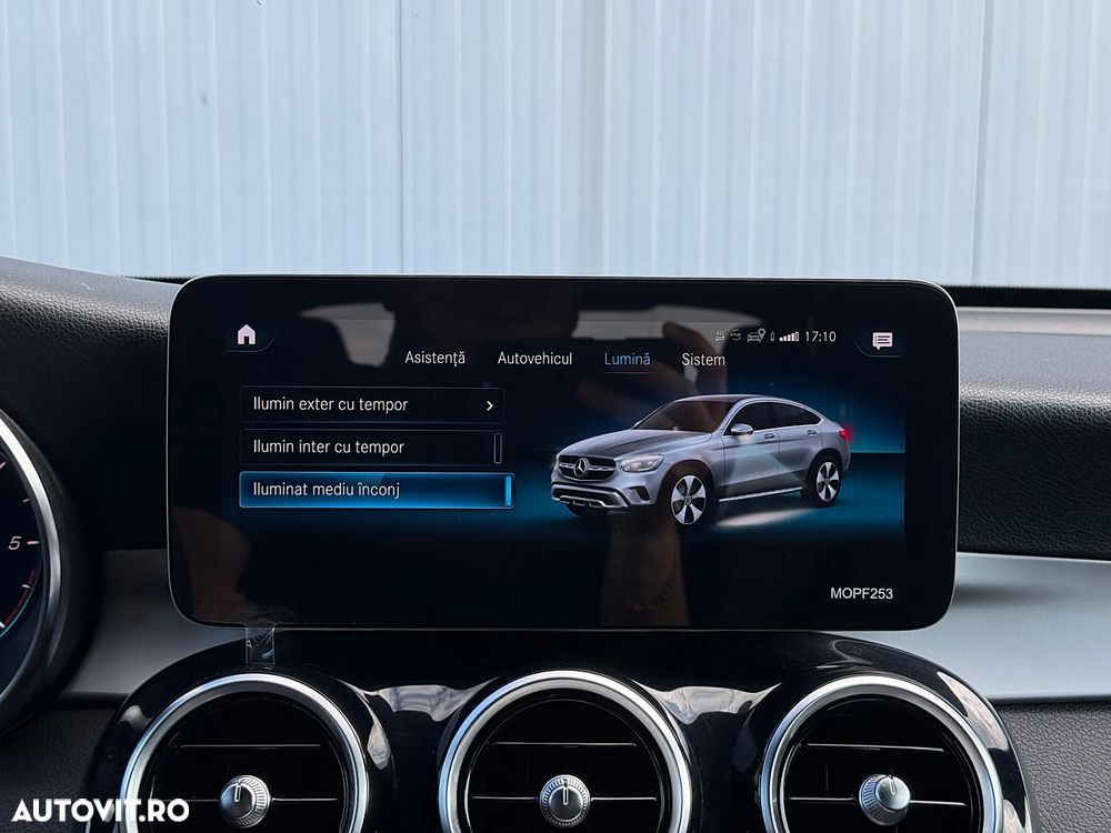 Mercedes-Benz GLC 220 d 4MATIC 9G-TRONIC Exclusive - 36
