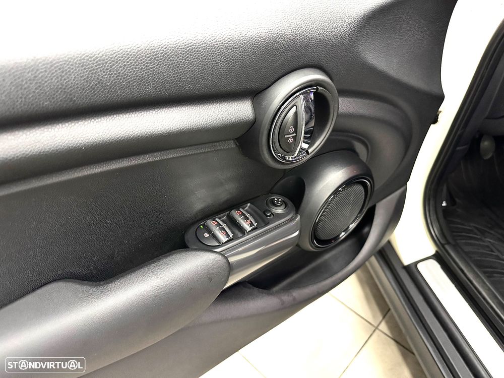 MINI 5 Portas One - 12