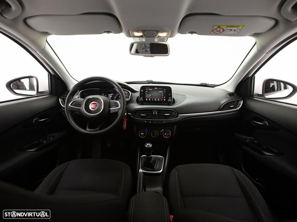 Fiat Tipo Station Wagon 1.3 M-Jet Lounge - 6