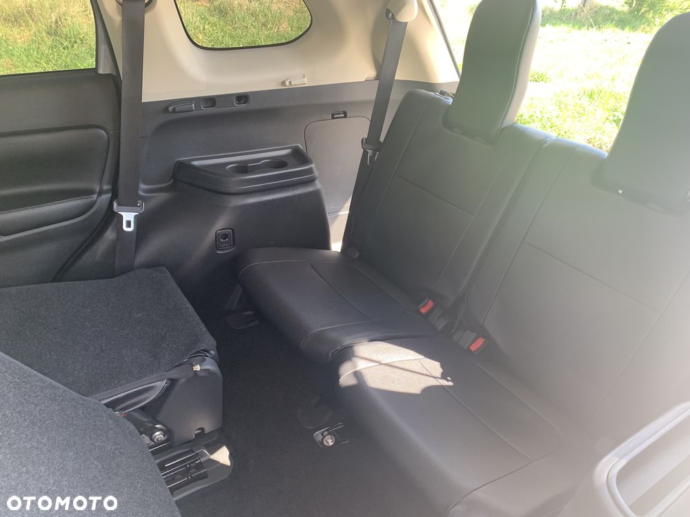 Mitsubishi Outlander - 17