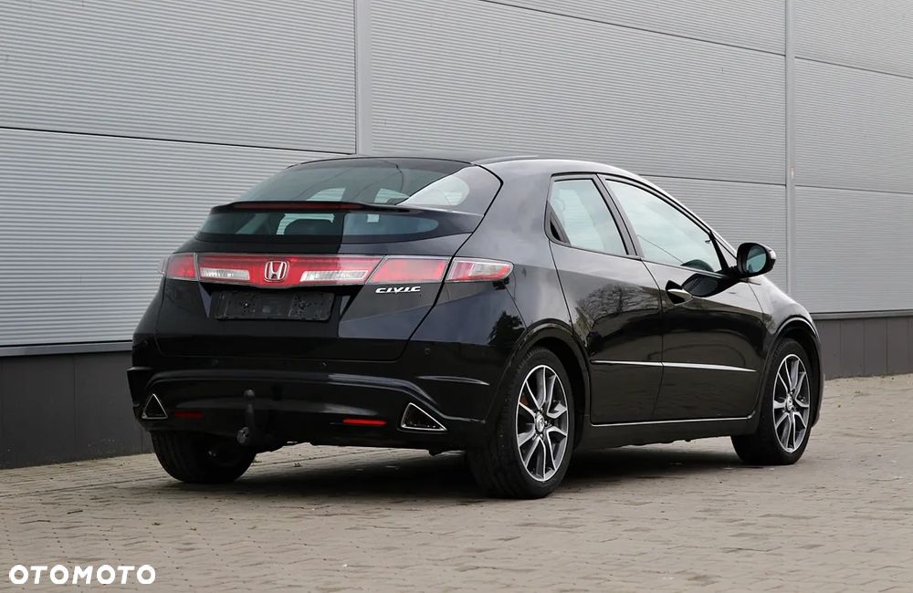 Honda Civic 1.8 GT Special Edition - 10