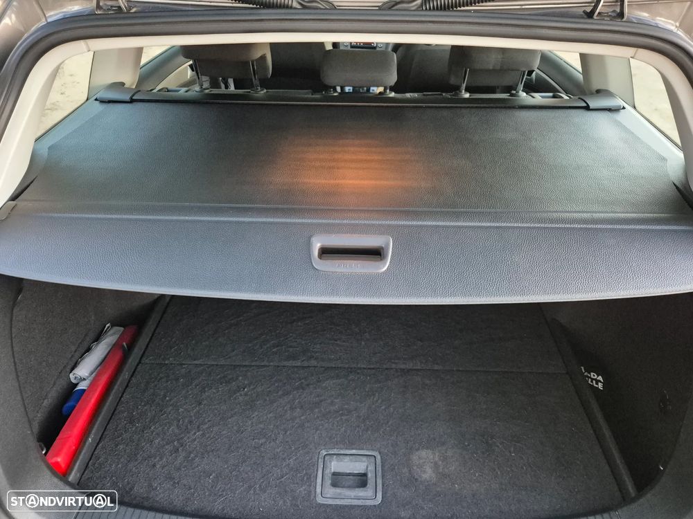 VW Golf Variant - 18