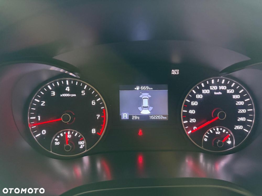 Kia Optima 2.0 M - 30