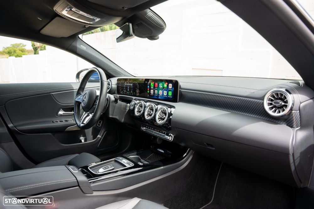 Mercedes-Benz CLA 250 e 8G-DCT Special Edition - 12