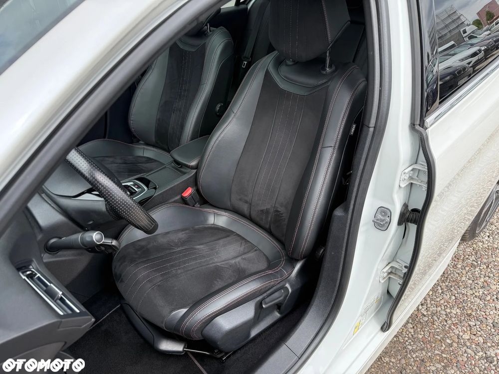 Peugeot 308 - 22
