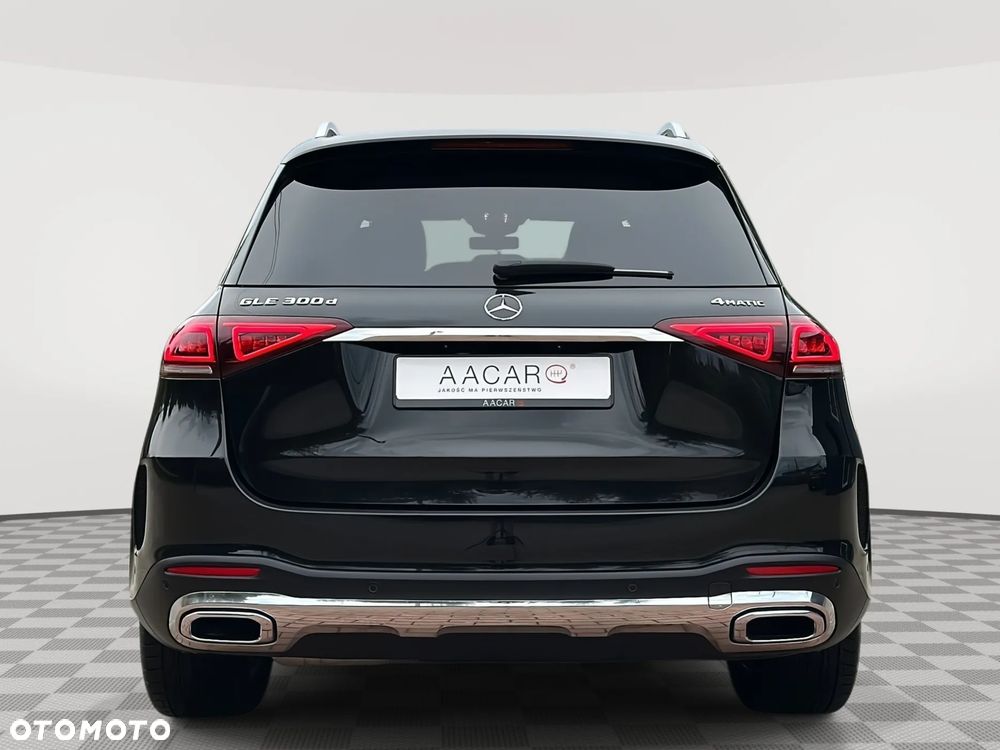 Mercedes-Benz GLE 300 d 4-Matic - 3