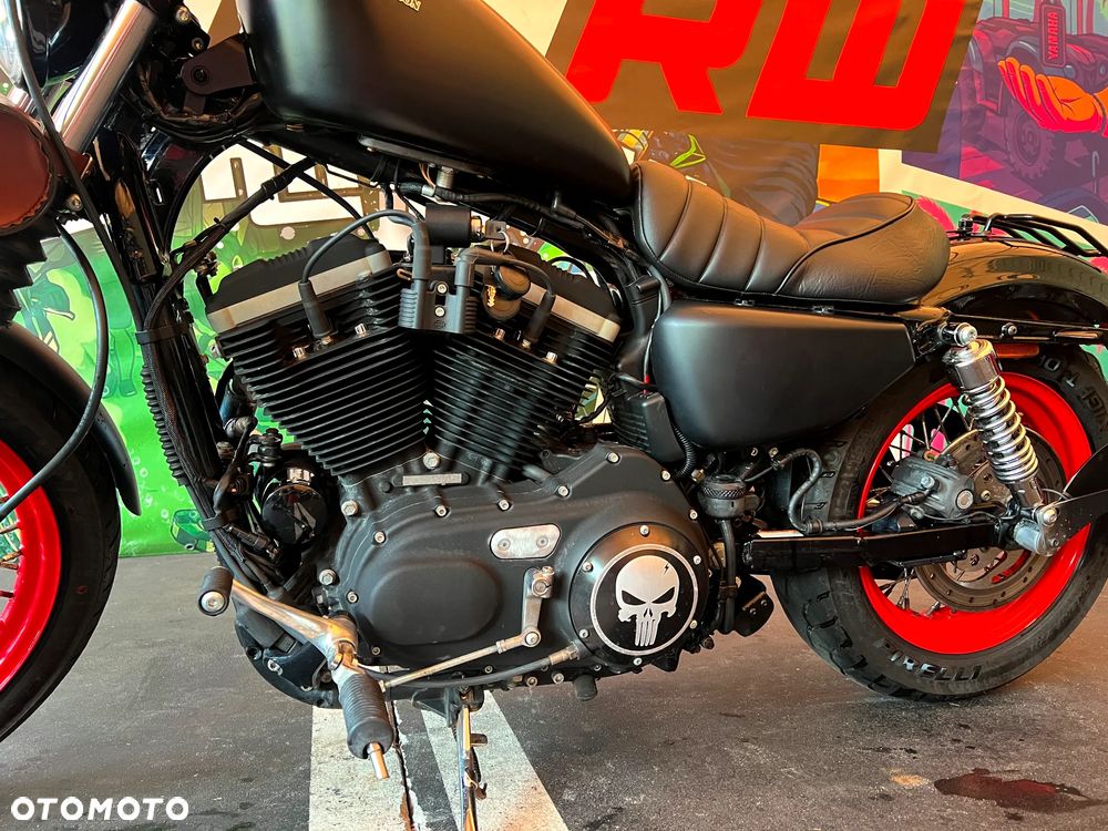 Harley-Davidson Sportster Iron 883 - 22