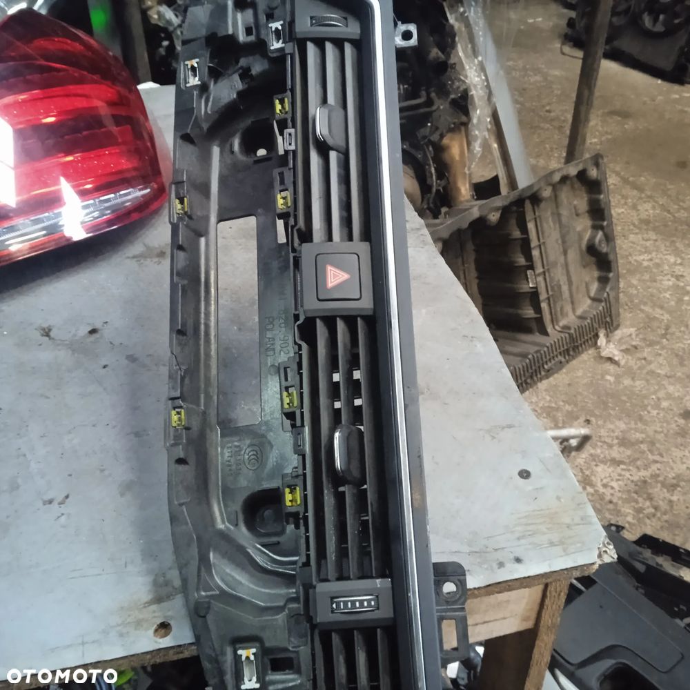 Kratka nawiewu środkowa A4 B9 8W1820902 - 7