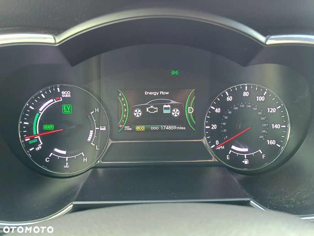 Kia Optima - 13