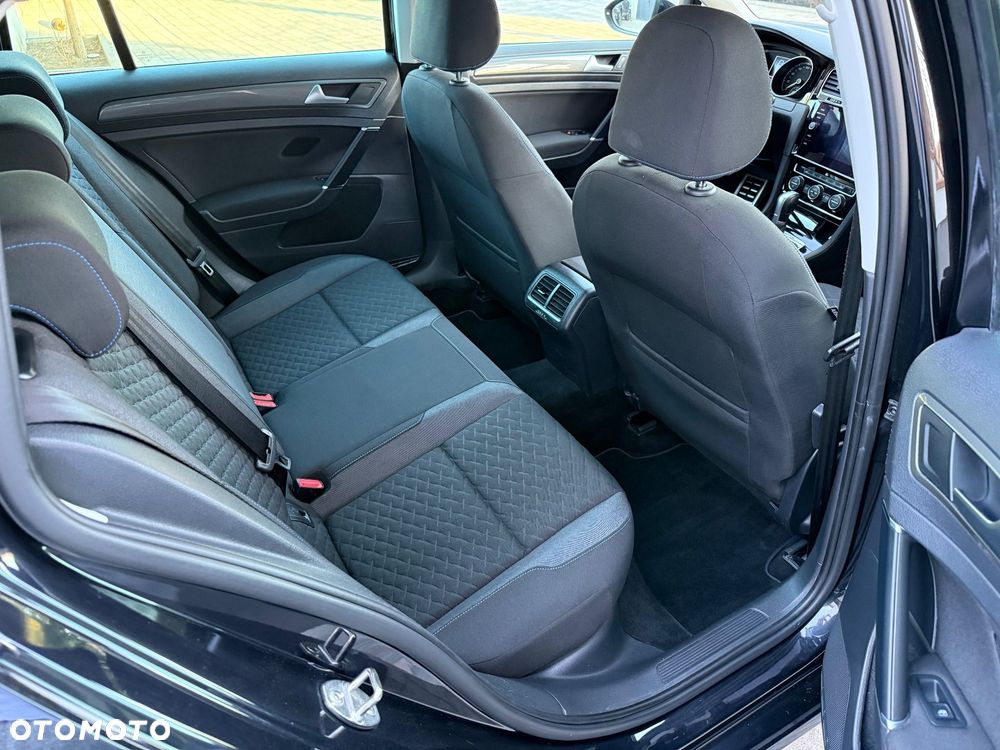 Volkswagen Golf 2.0 TDI BMT Highline DSG EU6 - 17