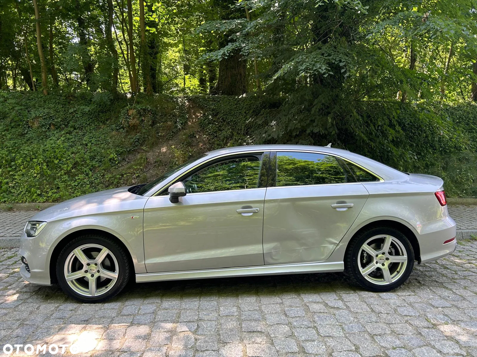 Audi A3 2.0 TDI Sportback (clean diesel) quattro S line Sportpaket - 6