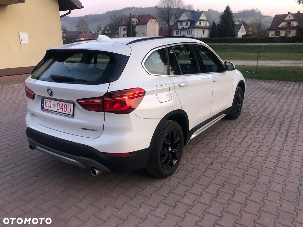 BMW X1 sDrive18d xLine - 2