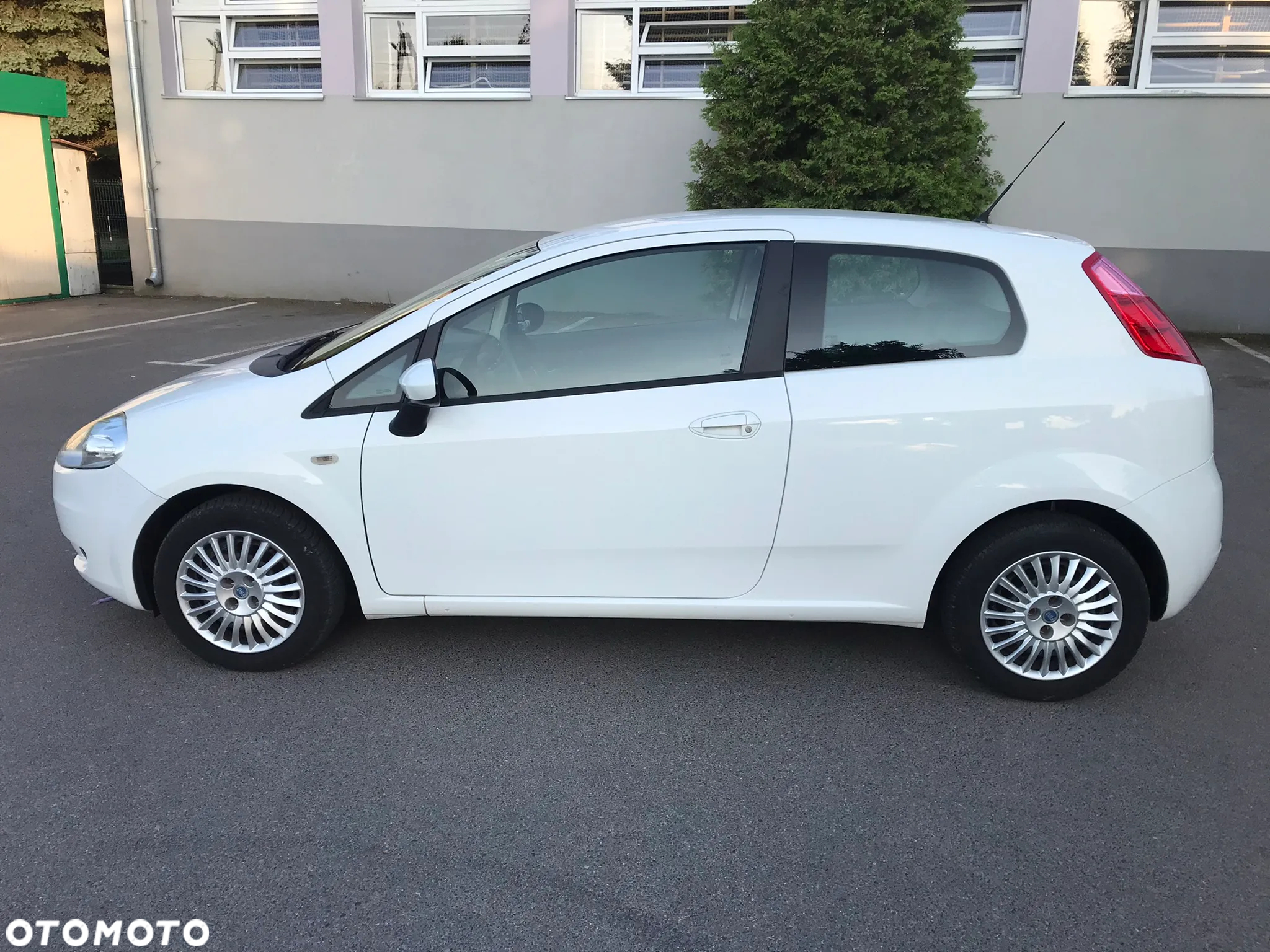Fiat Grande Punto 1.4 8V - 6
