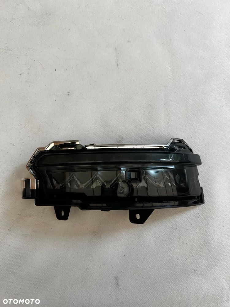 KIERUNKOWSKAZ LUSTERKA LAND ROVER DISCOVERY SPORT EVOQUE VELAR LR048351 - 1