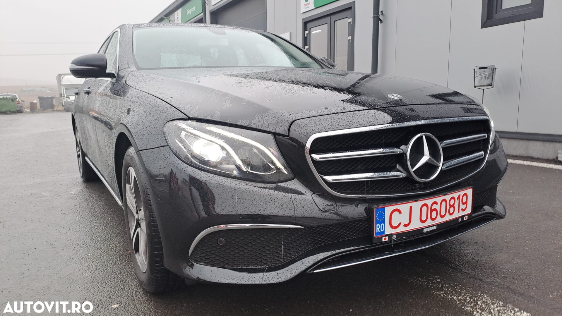 Mercedes-Benz E 220 d 9G-TRONIC - 2