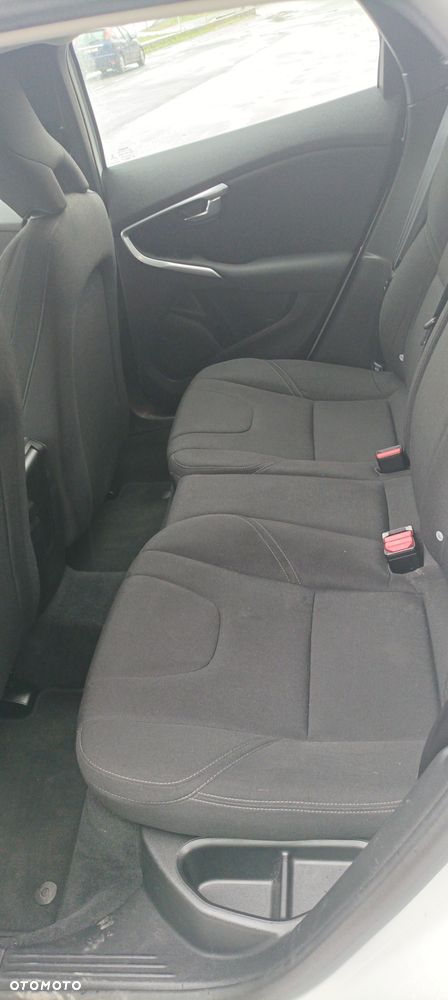 Volvo V40 D2 Drive-E Kinetic - 6