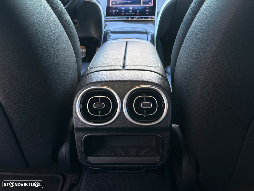 Mercedes-Benz C 180 9G-TRONIC Edition AMG Line - 11