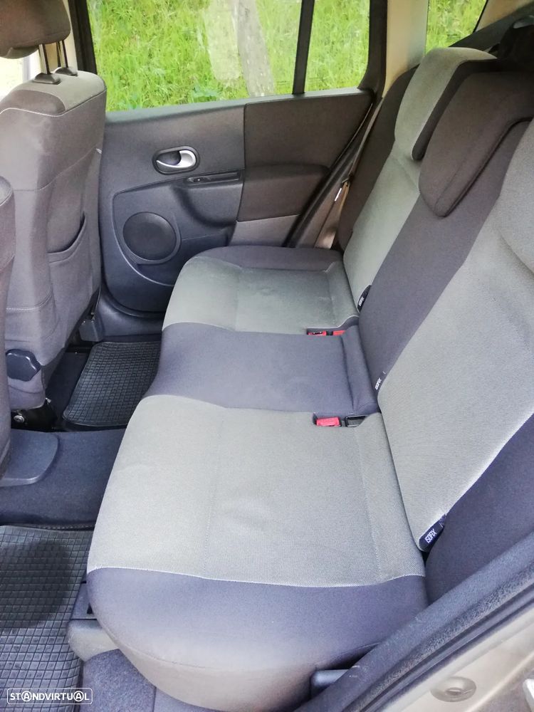 Renault Grand Modus 1.5 dCi Dynamique S - 12