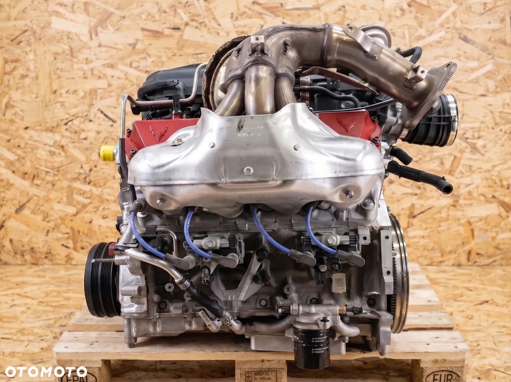 SILNIK KOMPLETNY CHEVROLET CORVETTE C8 STINGRAY 6.2 V8 2023r - LT2 - 3