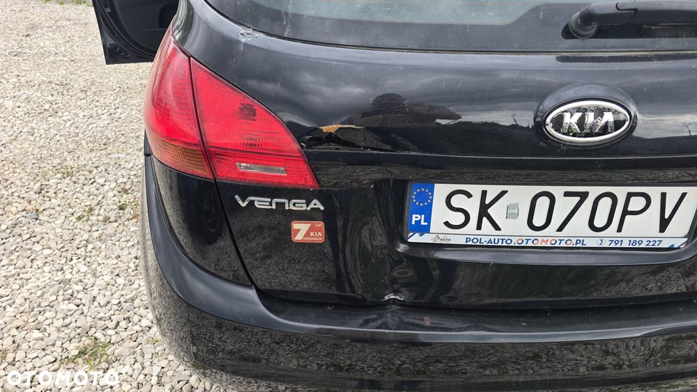 Kia Venga - 23