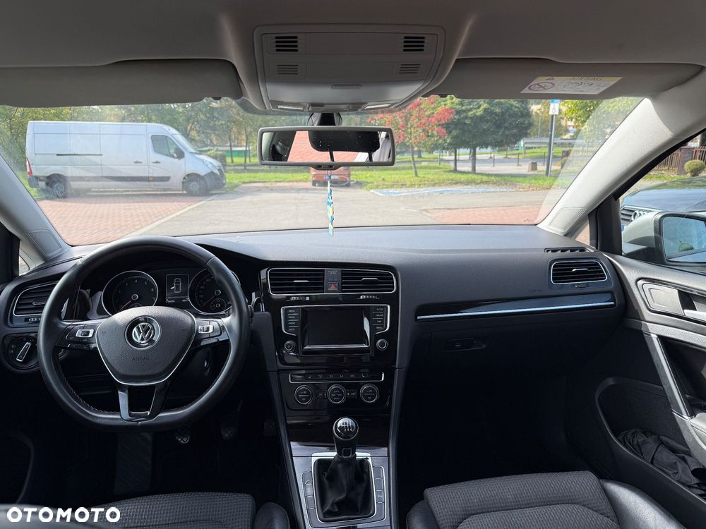 Volkswagen Golf 1.4 TSI BMT Comfortline - 25