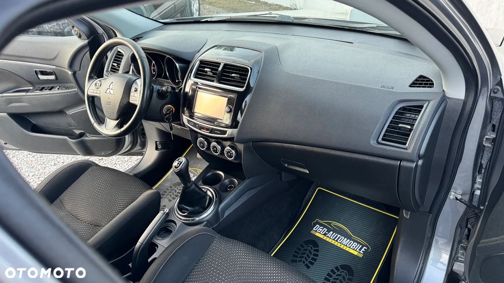 Mitsubishi ASX 1.6 Intense - 28