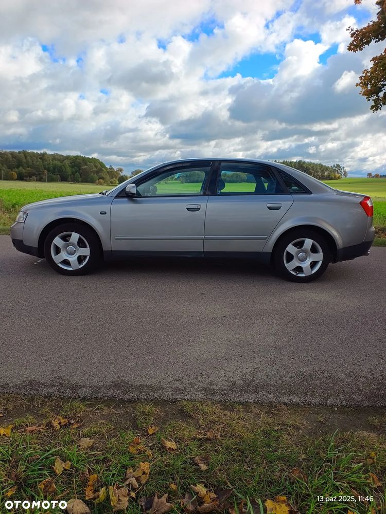 Audi A4 Limousine - 3