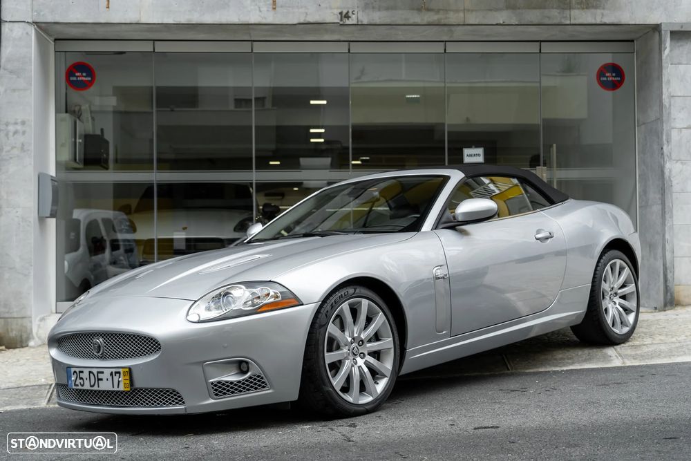Jaguar XK XKR 4.2 V8 S/C - 1