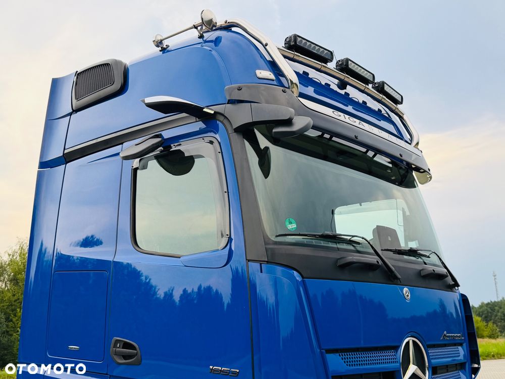Mercedes-Benz Actros L 1853 Giga Space style Line pełna opcja, masaże, cały na poduszkach, full Led, hydraulika, z Niemiec 2022/23 - 11
