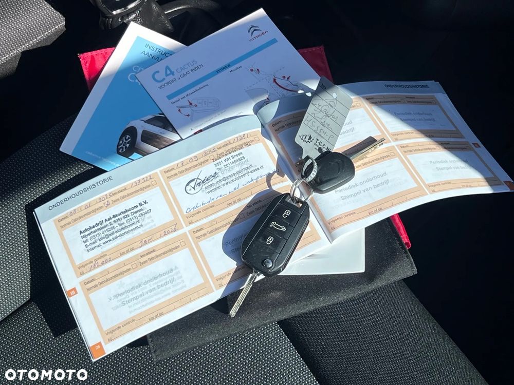 Citroën C4 Cactus BlueHDi 100 Stop&Start Feel - 33