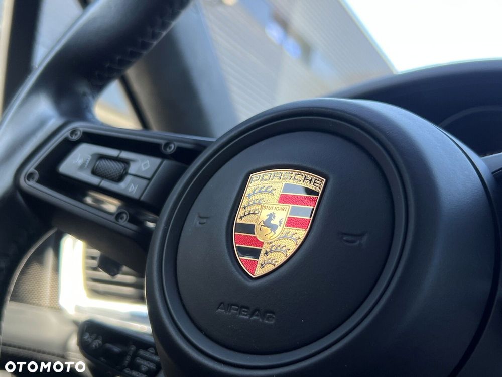 Porsche Panamera - 37
