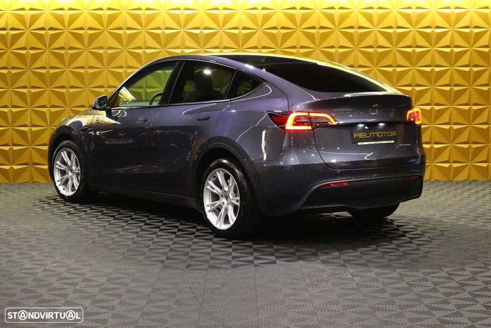 Tesla Model Y Long Range Tração Integral - 15