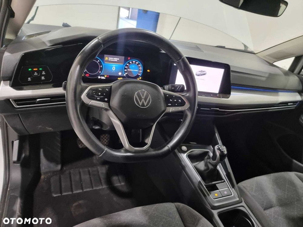 Volkswagen Golf - 17