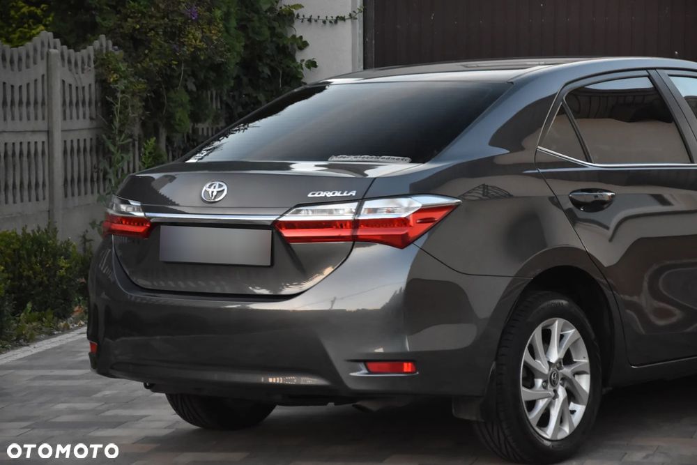 Toyota Corolla 1.6 Premium MS - 9