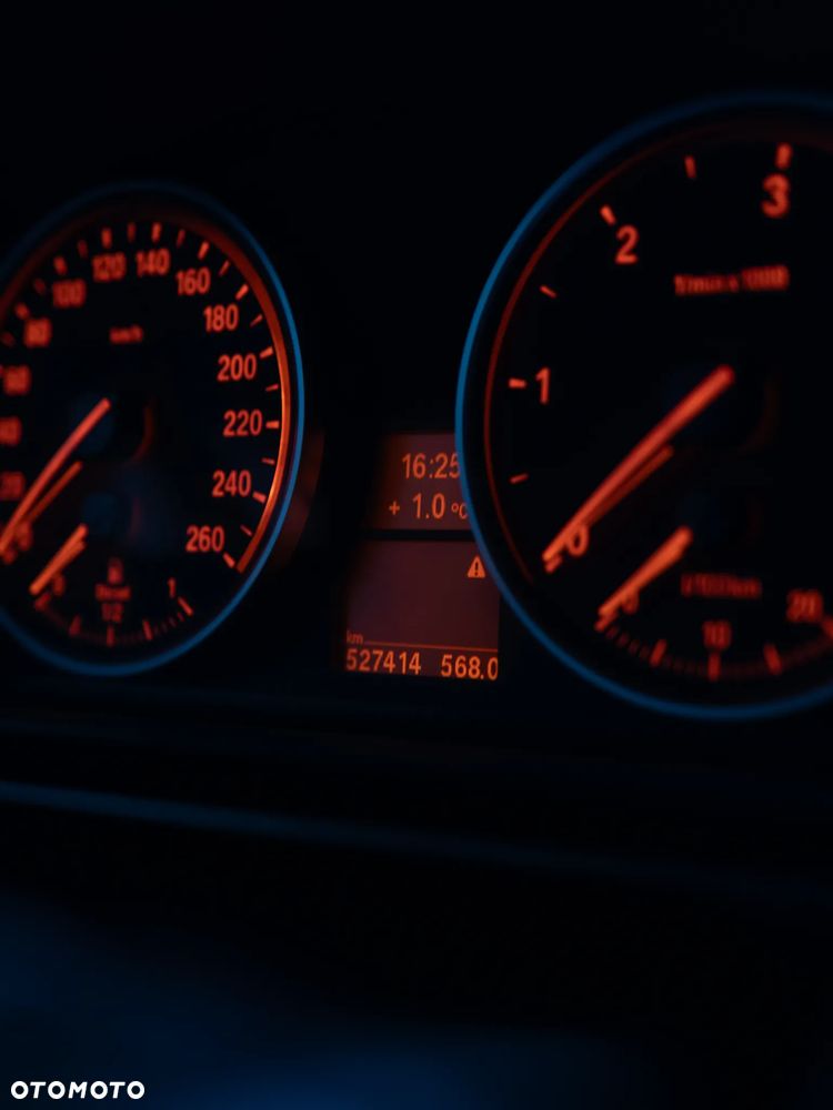 BMW Seria 5 - 32