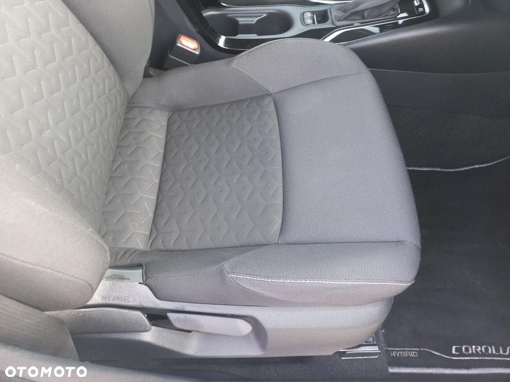 Toyota Corolla 1.8 Hybrid Comfort - 12