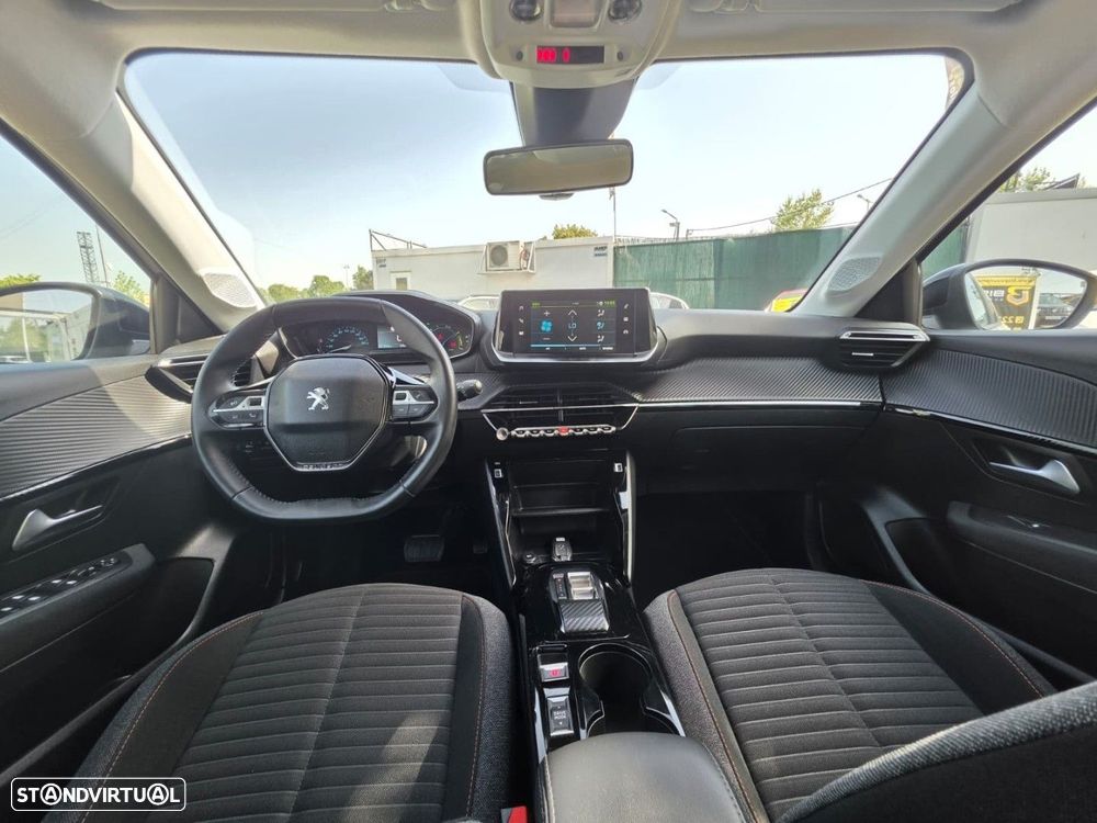 Peugeot e-208 50 kWh Active Pack - 11